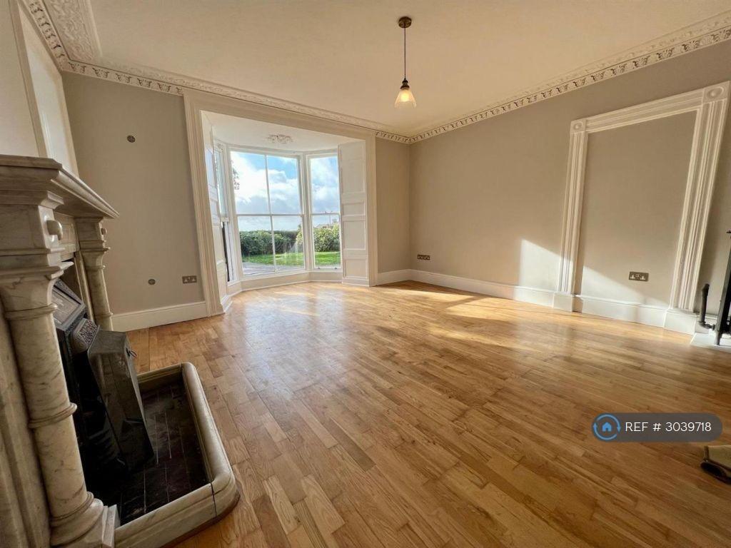 Apartment in Redruth, Cornwall - View 5