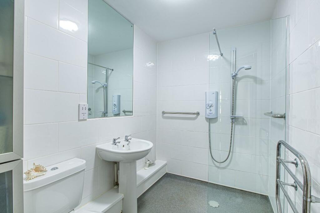 Additional image 19 of Gomersall House, Drighlington