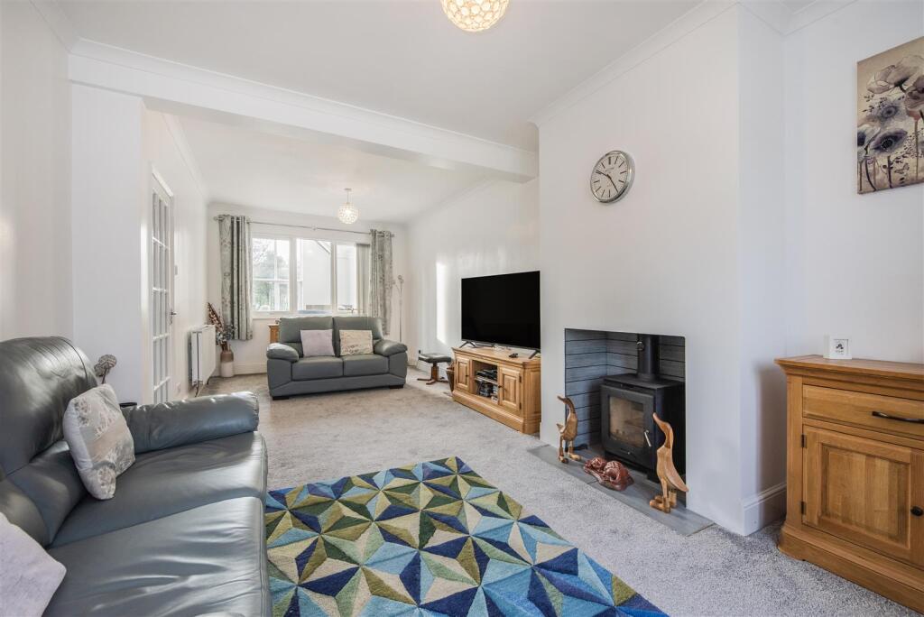 Green Lane, Clanfield - View 3