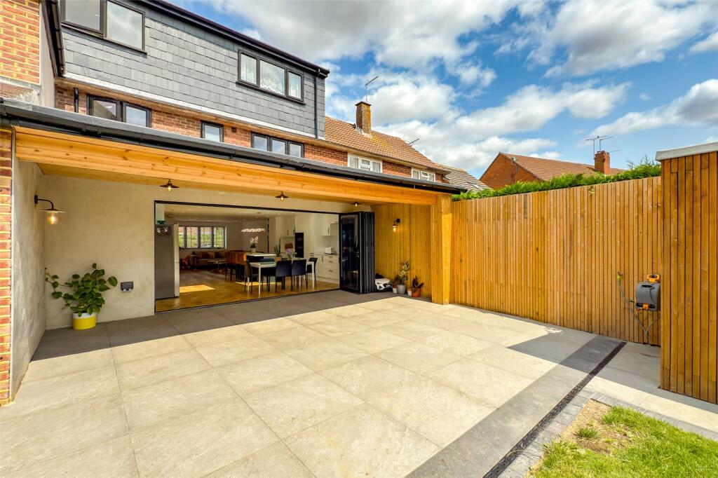 House in St Albans - View 4