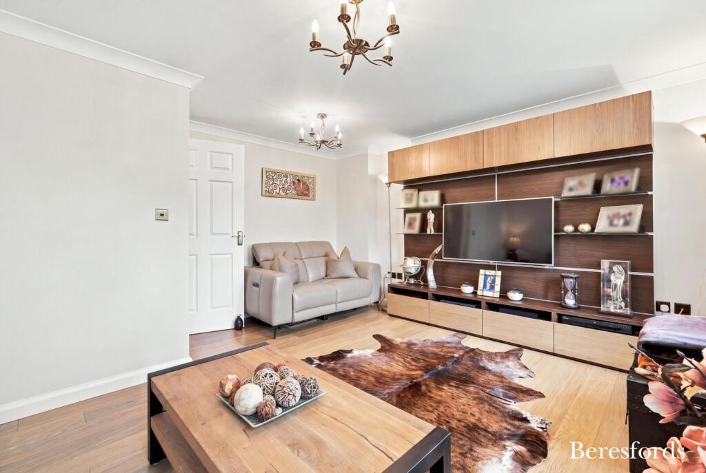 House in Romford - View 4