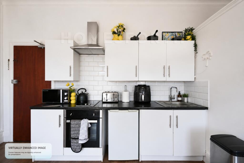 Studio flat for rent