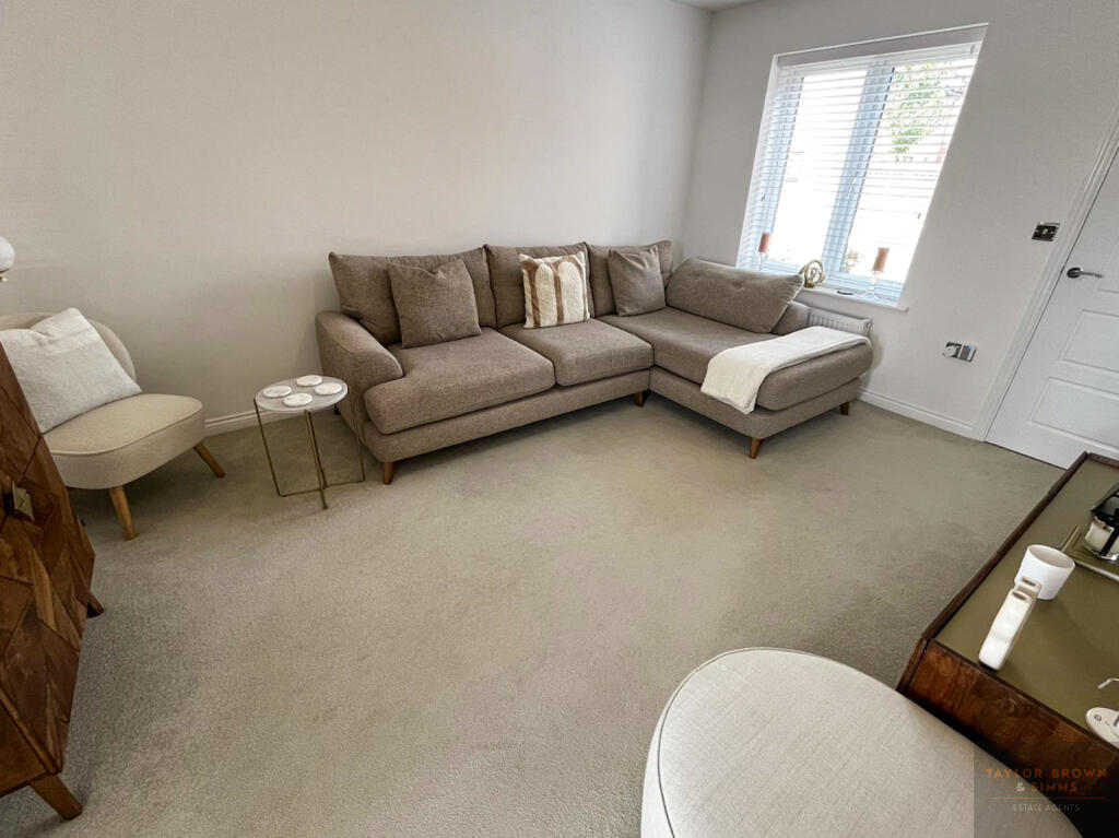 House in Amber Valley, Shipley Lakeside, Shipley - View 4