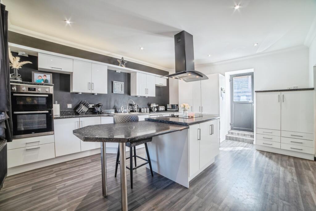 House in Aberdeen, Moray - View 5