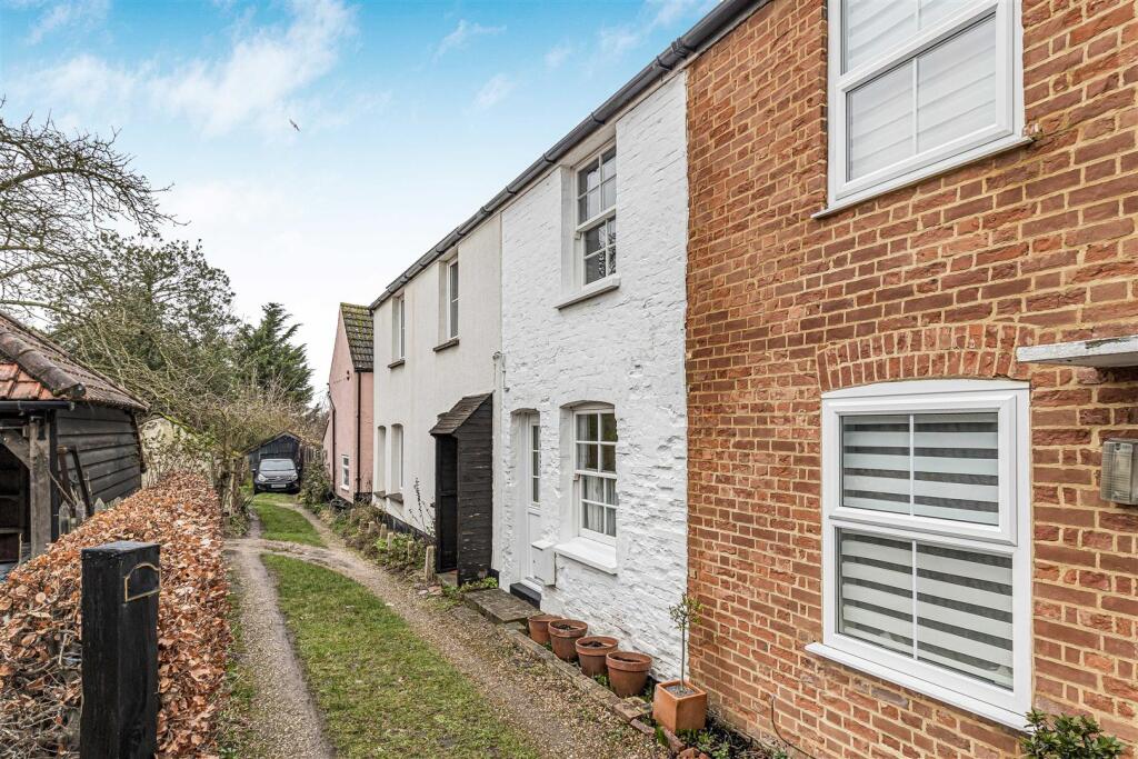 Main image of property: The Alley, Stetchworth