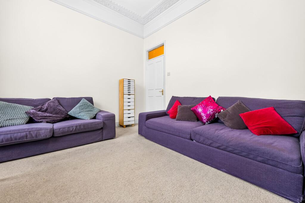 Apartment in London - View 5