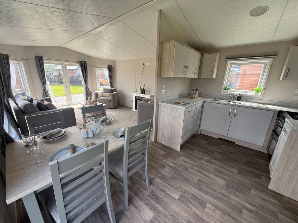 House in Exeter - View 4