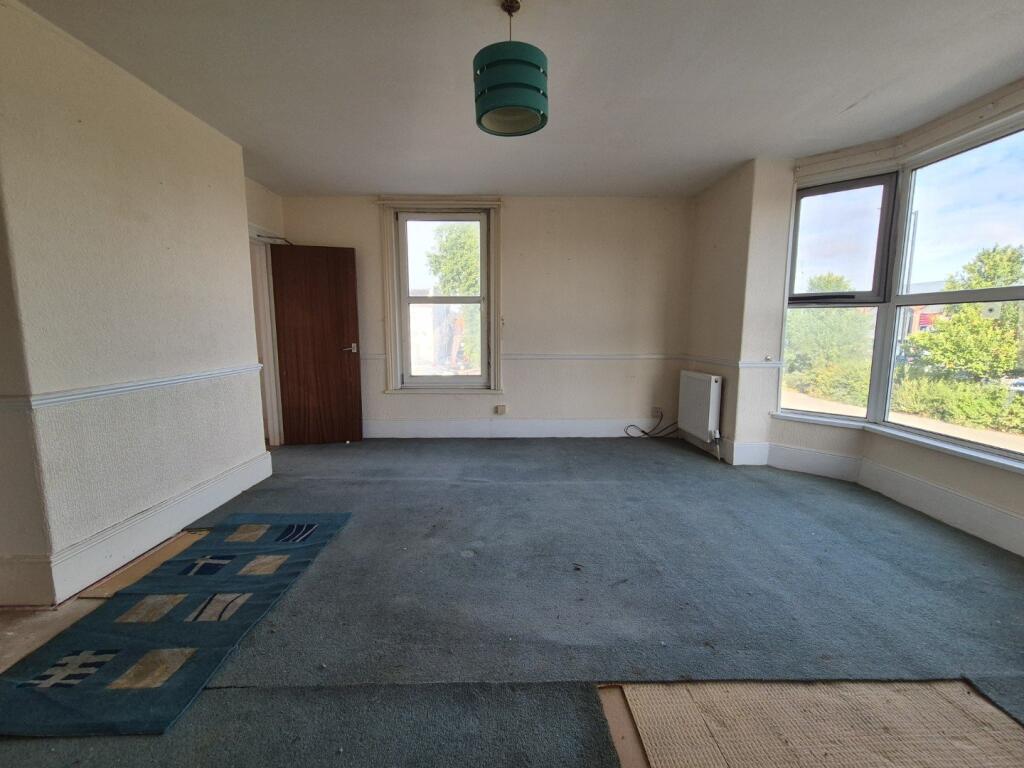 Apartment in York - View 4