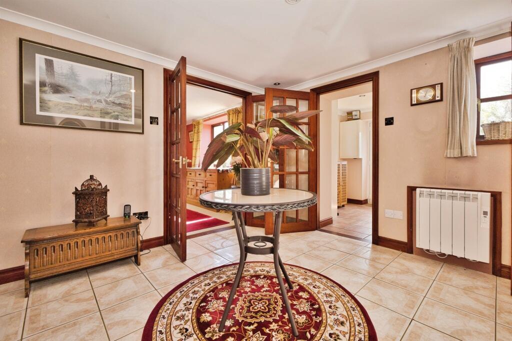 Additional image 2 of Hinton, Mudford, YEOVIL