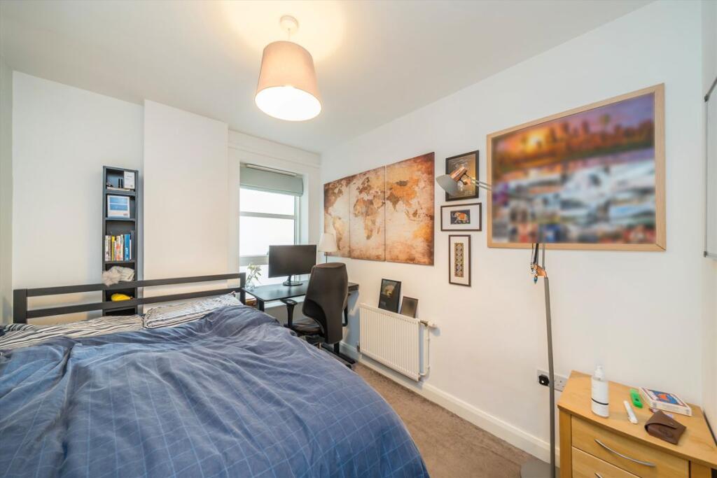 Apartment in London - View 5
