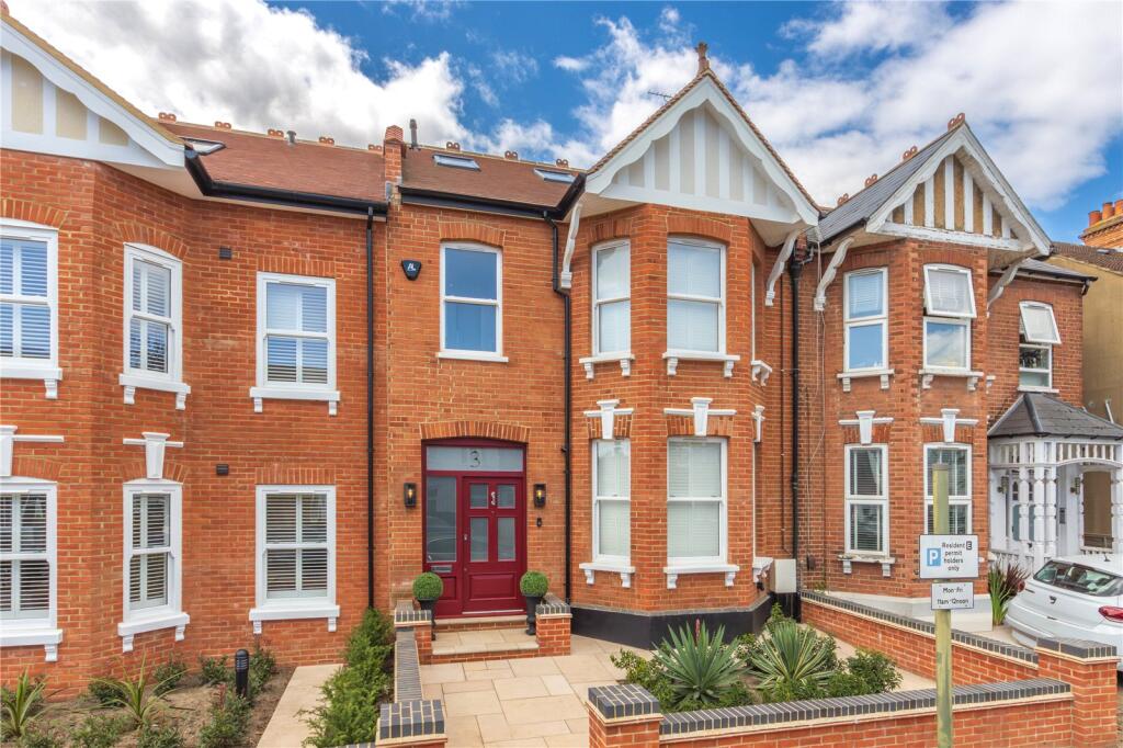 5-bed house on Hale Grove Gardens, London, NW7, £1,420,000