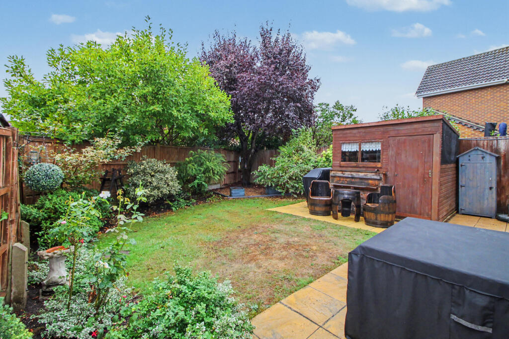 House in Guildford - View 4