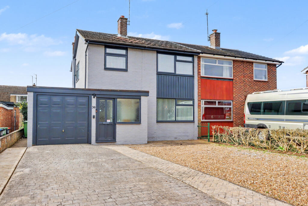 Main image of property: Little Linford Lane, Newport Pagnell