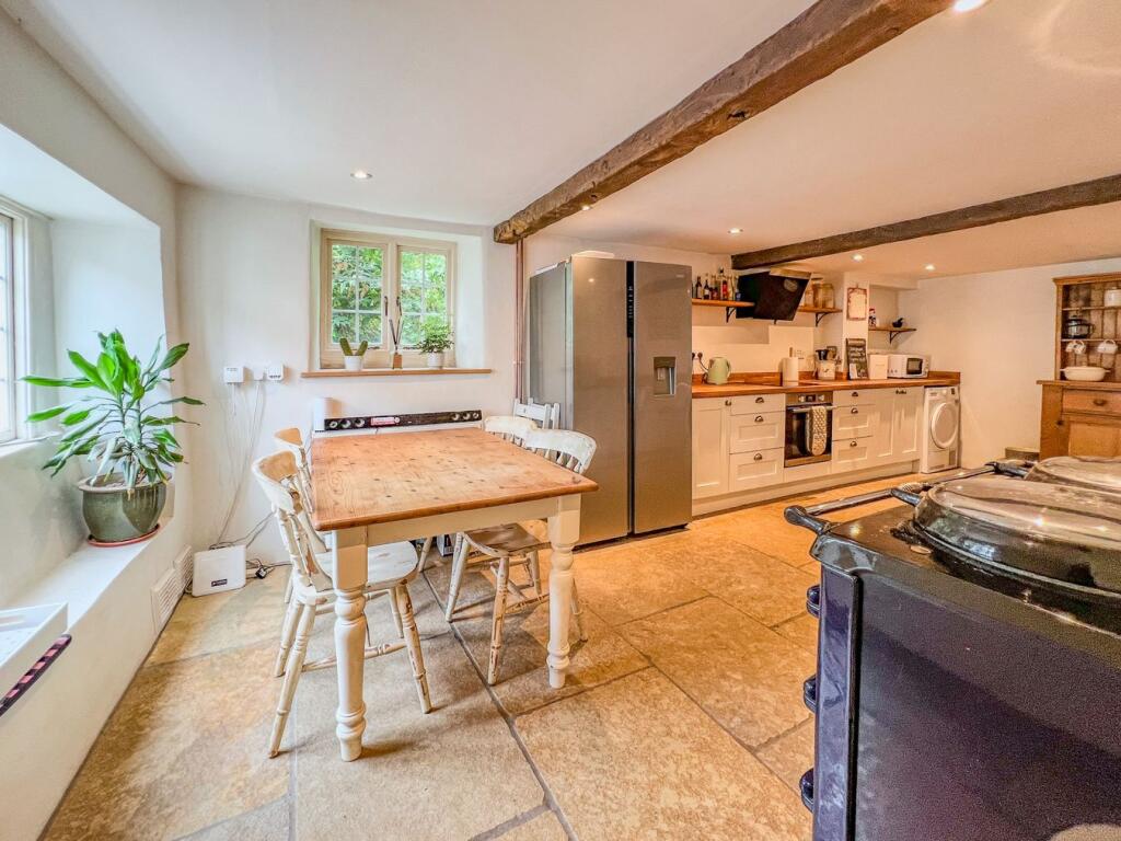 House in Taunton - View 4