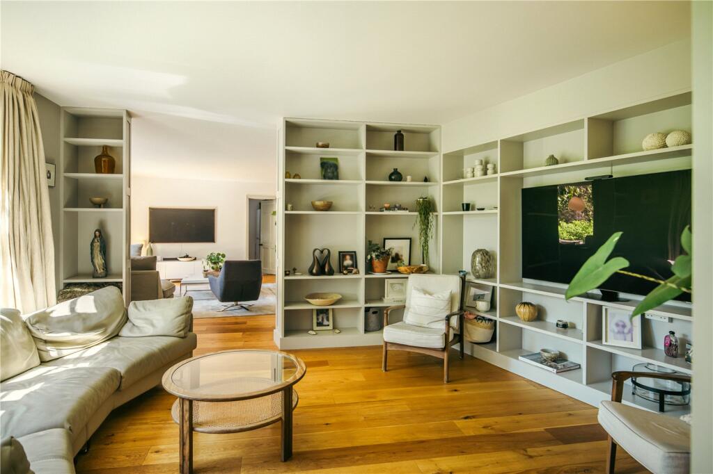 House in Slough - More