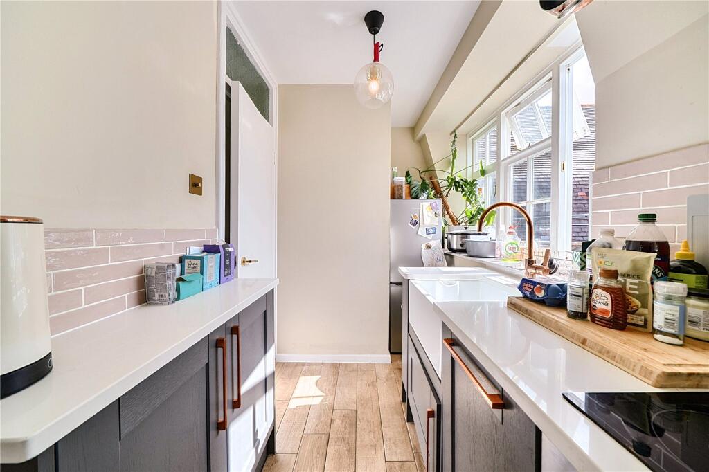 Apartment in London - View 4