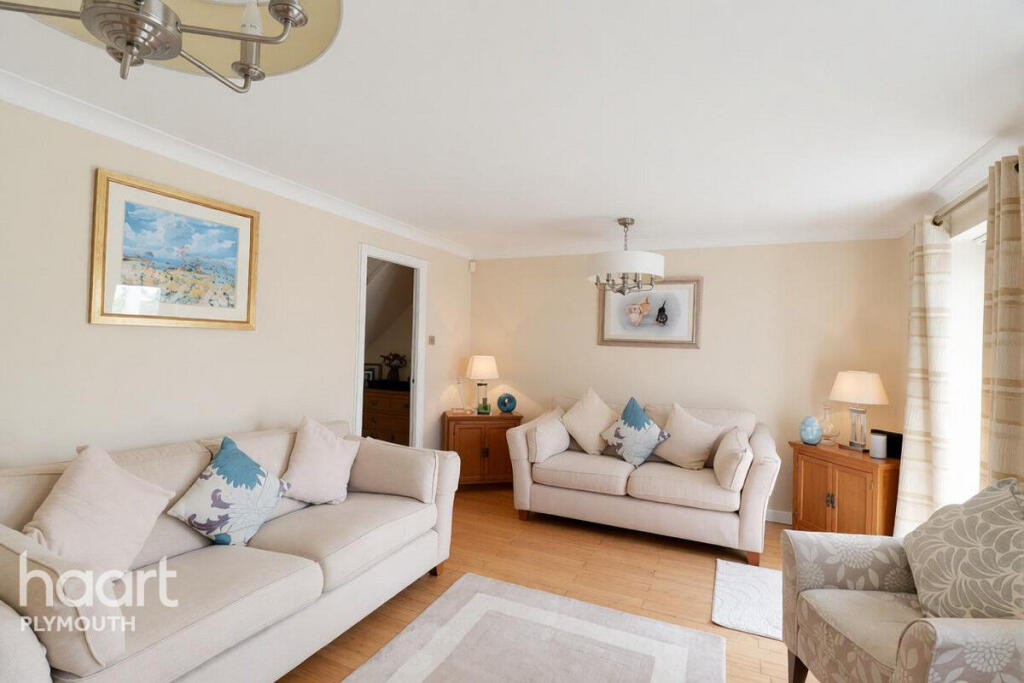 Apartment in Plymouth - View 3