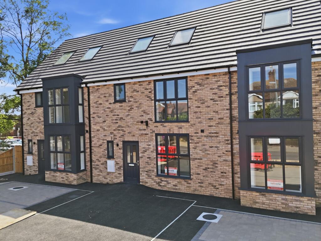 Main image of property: GIFFORDS CROSS ROAD, Corringham
