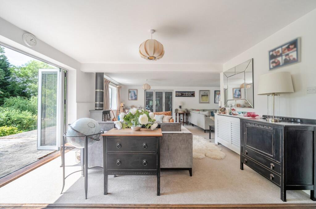 House in Hart, Crondall - View 5