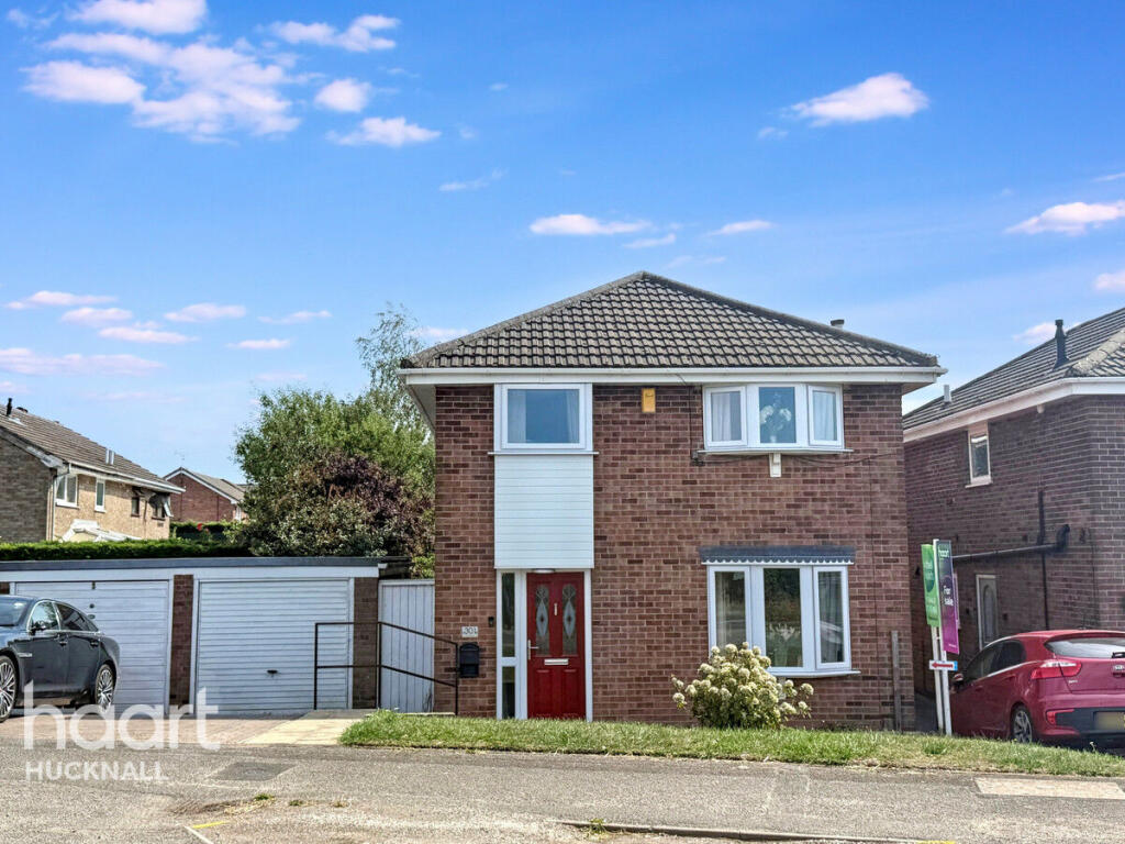 4-bed detached on Park Lane, Nottingham, £270,000