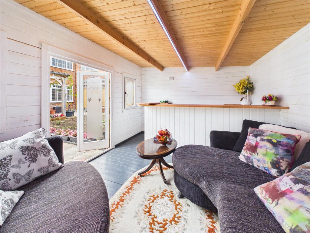 House in Basingstoke and Deane, Viables - View 4