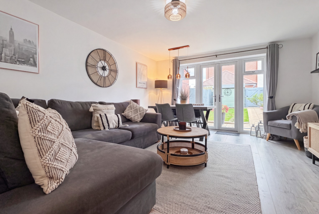 House in Woodley, Wokingham - View 4