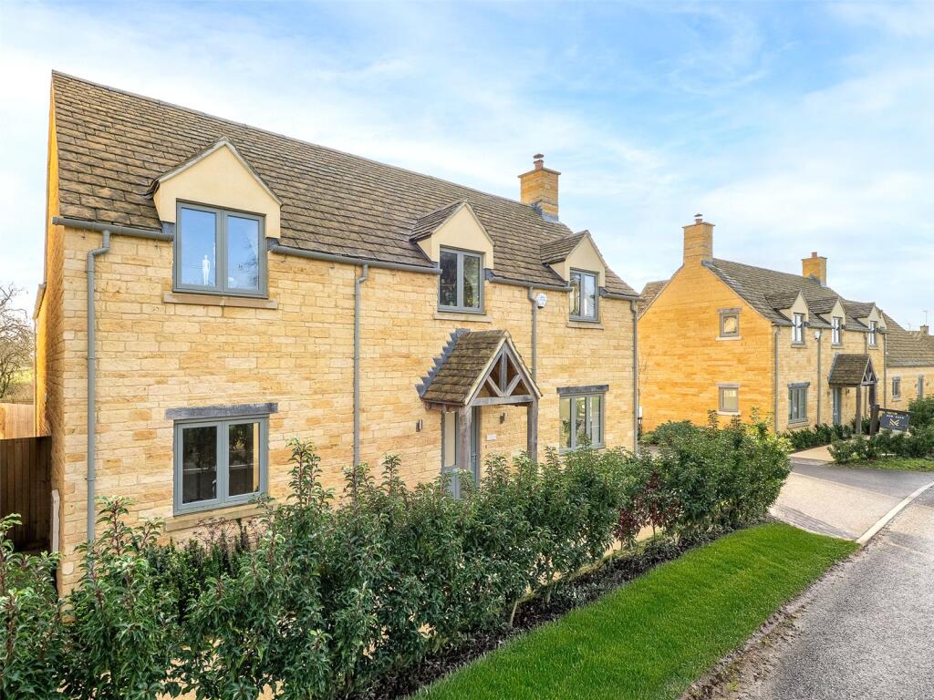 Main image of property: The Arrows, Little Rissington, Gloucestershire, GL54