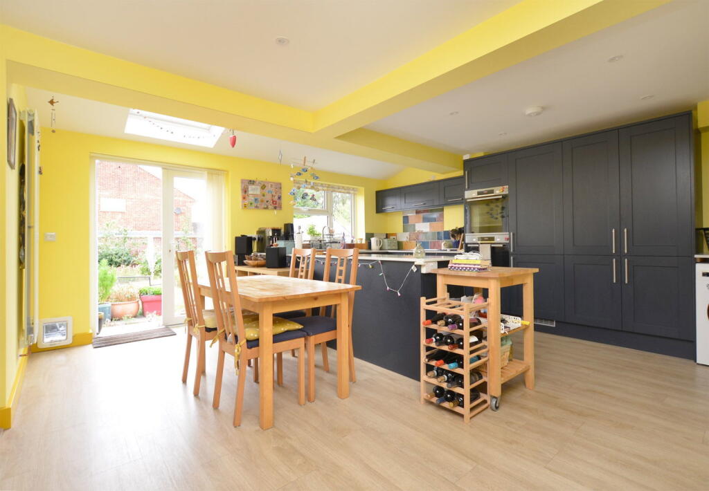 House in Peterborough - View 4