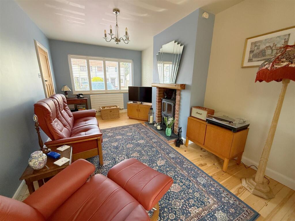 Kendall Avenue, Stratford-Upon-Avon - View 5