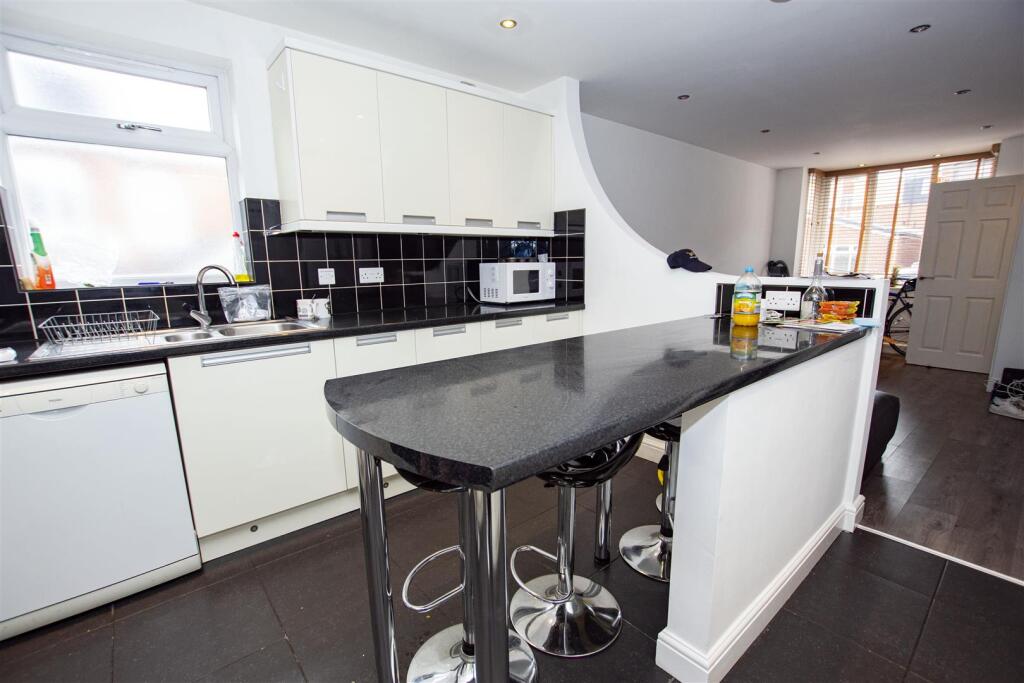 Dartmouth Road, Selly Oak, Birmingham, West Midlands, B29 - View 2