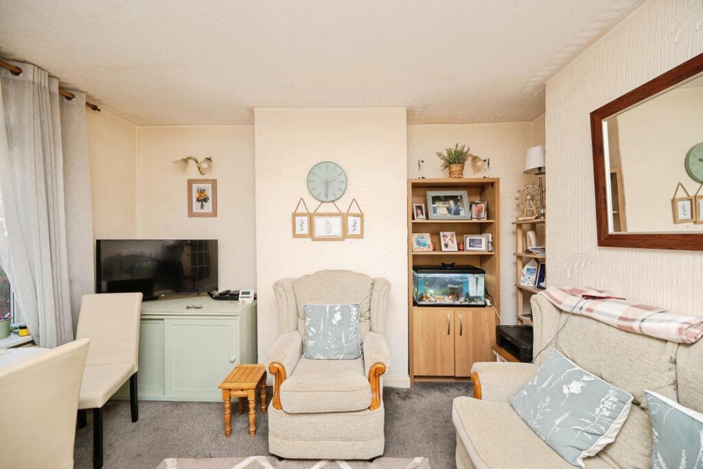 House in Birmingham, West Midlands - View 5