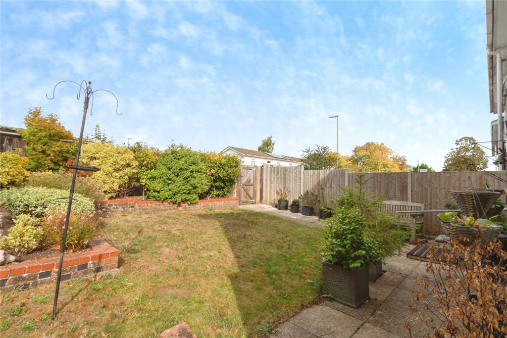 House in Basingstoke and Deane, Basingstoke - View 5