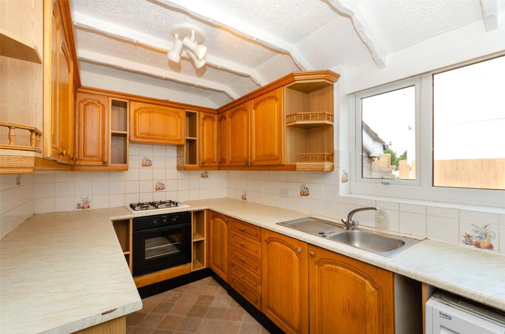 Grove Park, Colwyn Bay, Conwy, LL29 photo 4