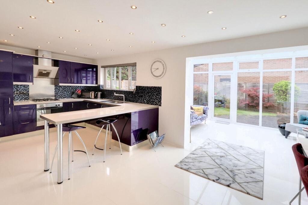 House in London, Shirley - View 3