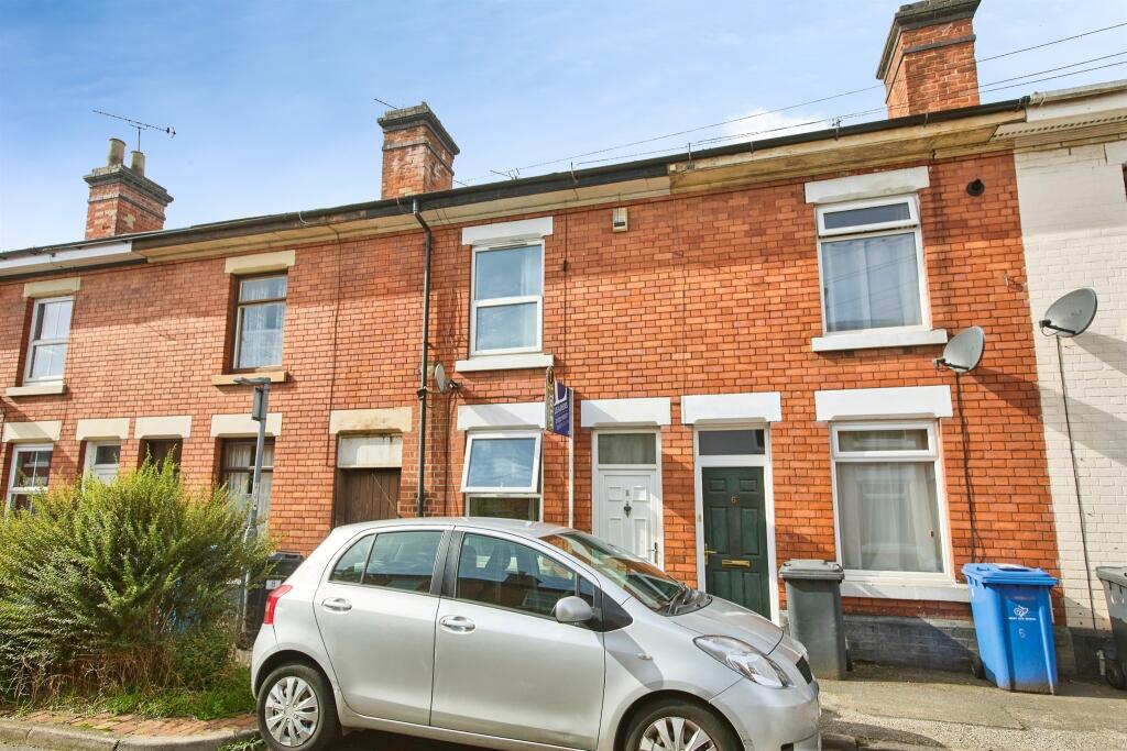 2-bed terraced on Bakewell Street, Derby, £140,000