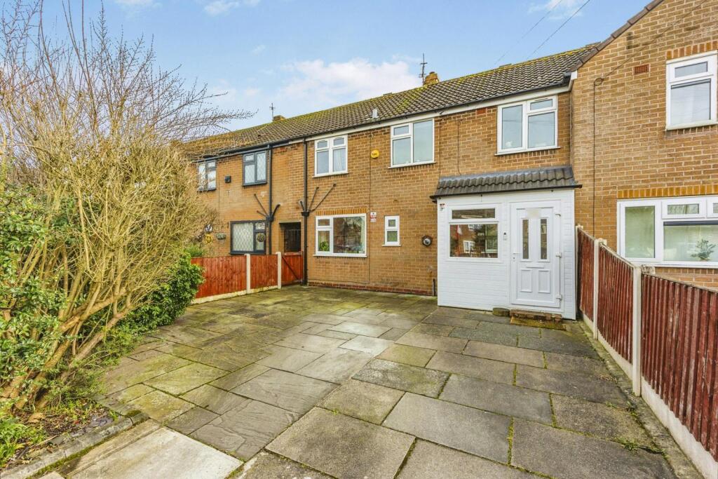 Main image of property: Hoylake Road, Sale, Greater Manchester, M33