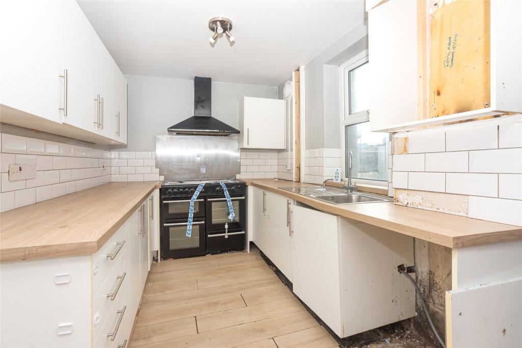Bontnewydd, Caernarfon, Gwynedd, LL54 photo 3
