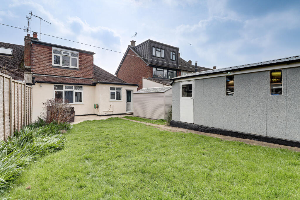 Additional image 18 of Batchwood Drive, St. Albans, Hertfordshire, AL3