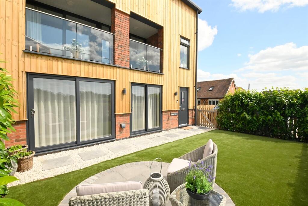 Main image of property: Dream Weaver, Redbank Farm, Maker Lane, Hoar Cross, DE13