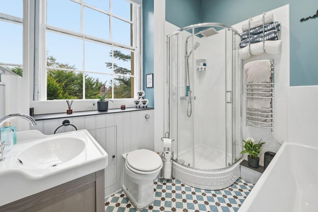 Apartment in Worcester - View 5