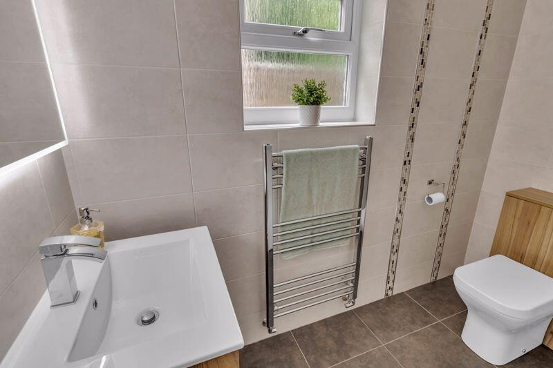 Ainsdale Drive, Whitworth OL12 8QB photo 3