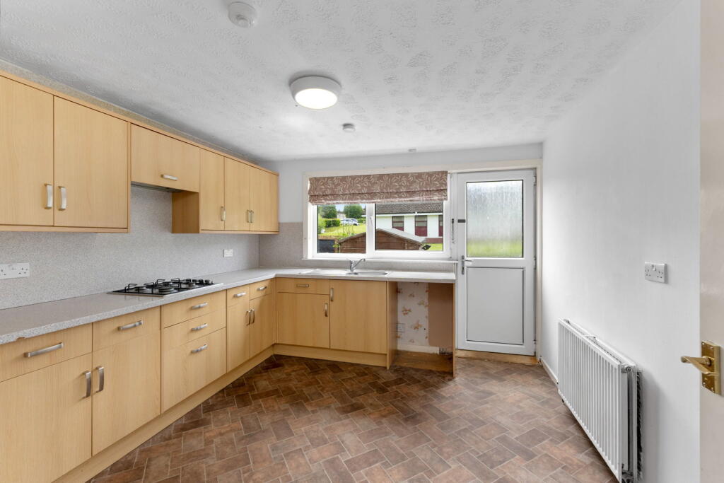 House in Edinburgh, West Lothian - More