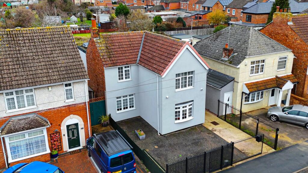 Main image of property: Mayors Walk, Peterborough, PE3 6