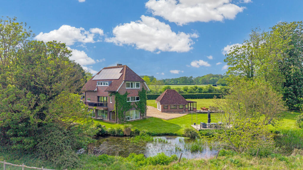 Main image of property: Wildmoor Sherfield-on-Loddon Hook, Hampshire, RG27 0HE