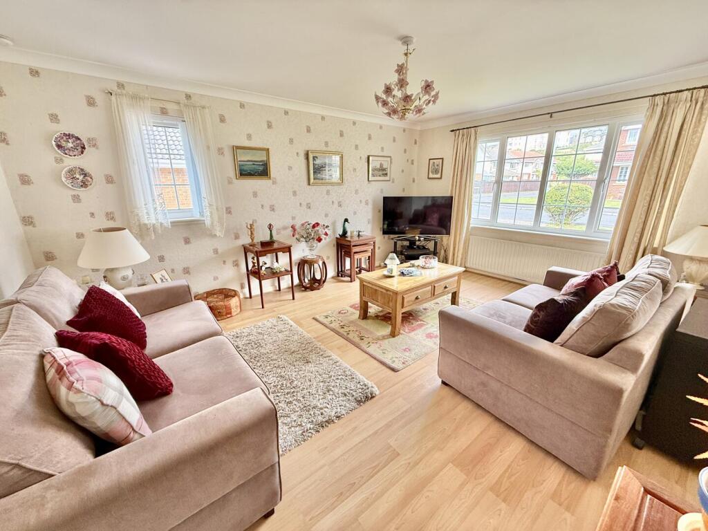 House in Kilmarnock, North Ayrshire - View 4