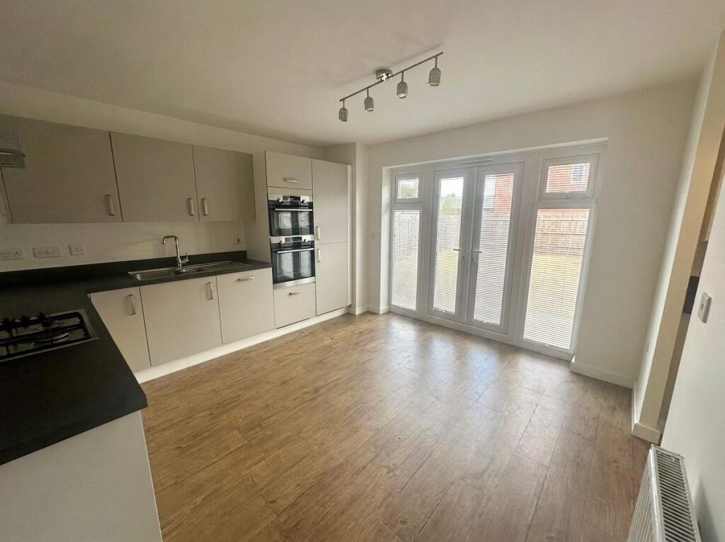 House in Stevenage - View 3