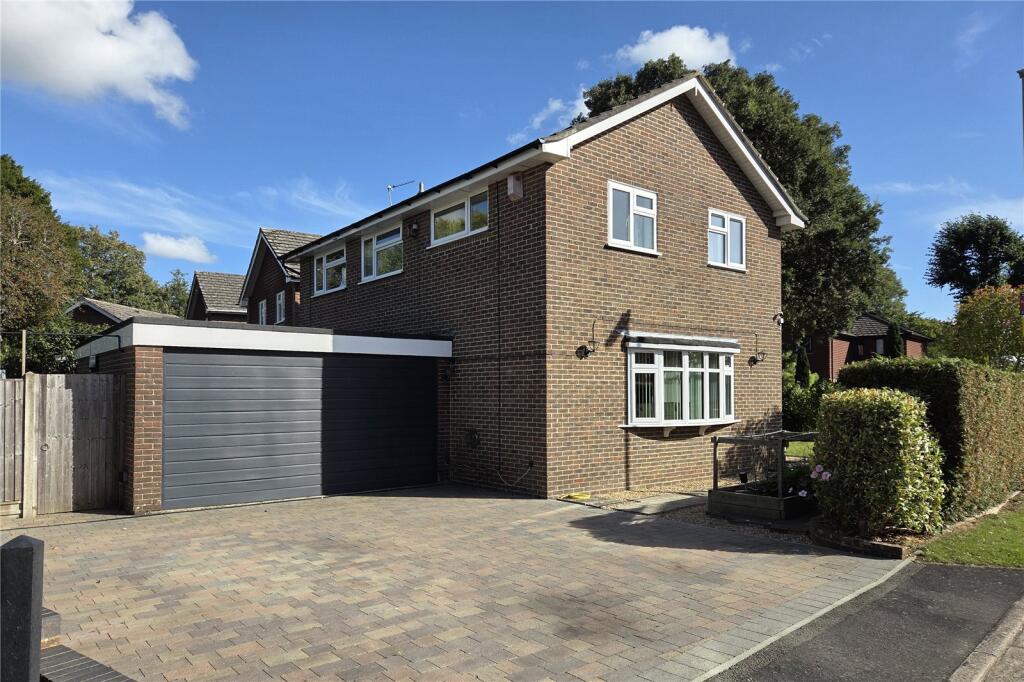 Main image of property: Pine Grove, Havant, Hampshire, PO9