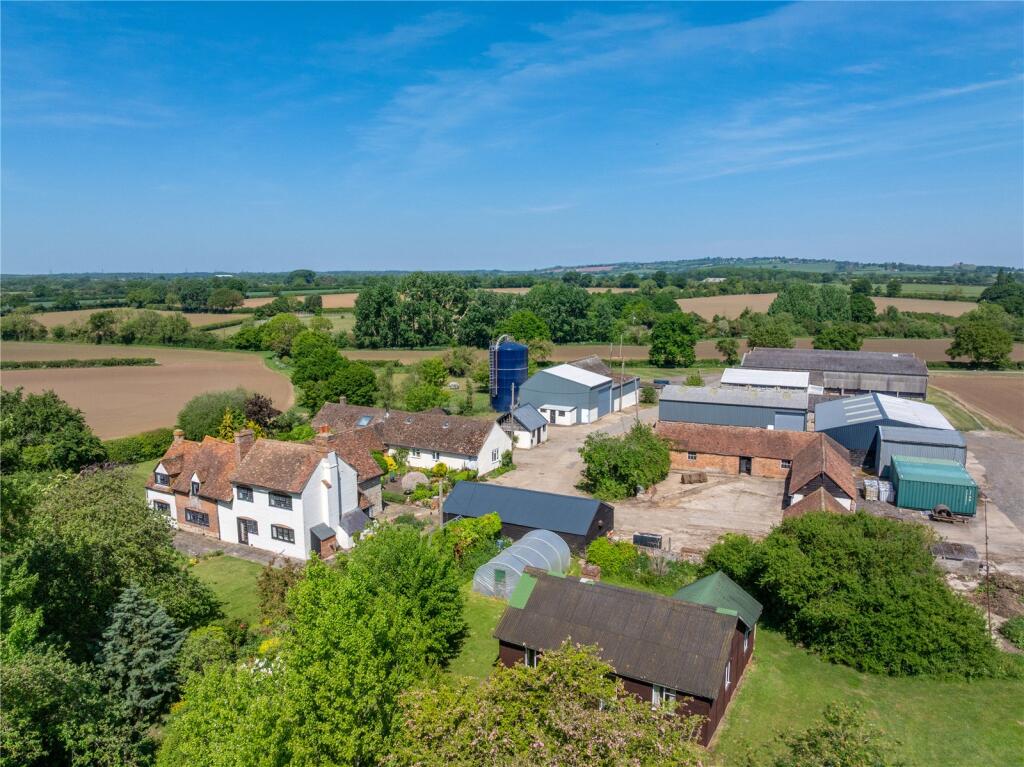 Main image of property: Long Crendon, Long Crendon, Aylesbury, Buckinghamshire, HP18