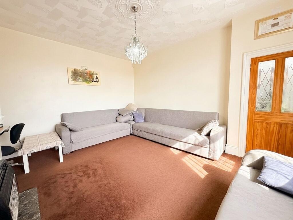 Thorne Road, Huddersfield, HD1 photo 3