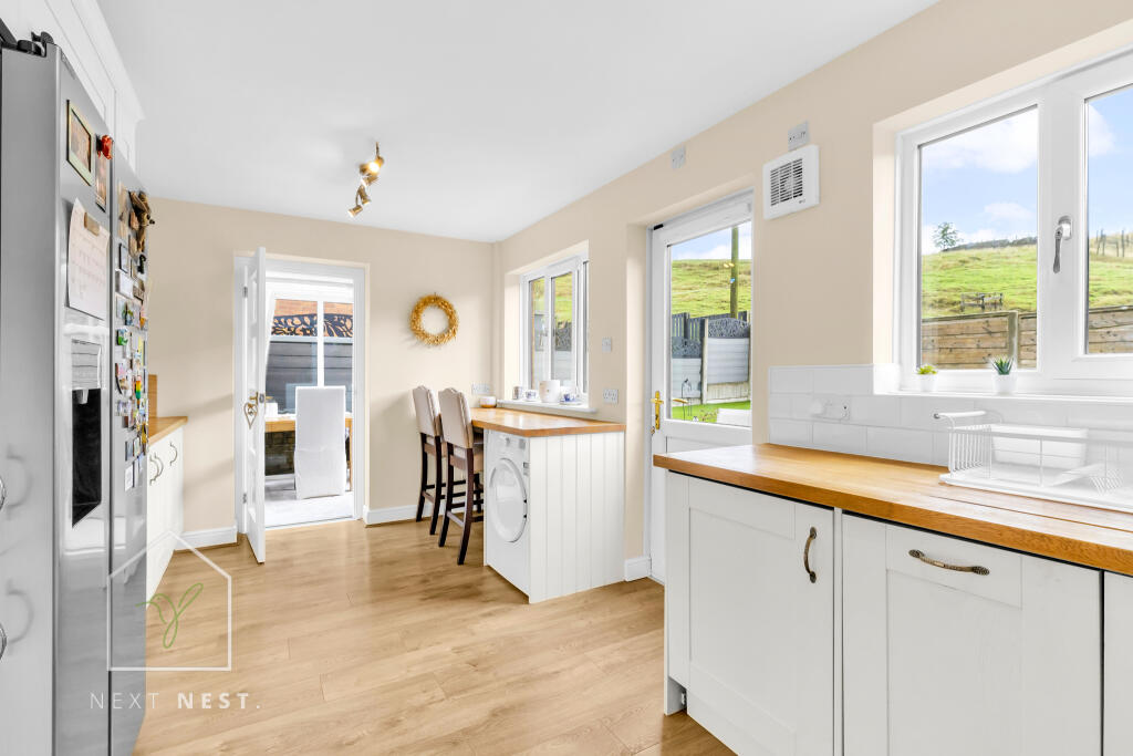House in Oldham - View 5